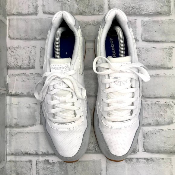 Reebok Classic Sneakers (Size 10) - Picture 6 of 7